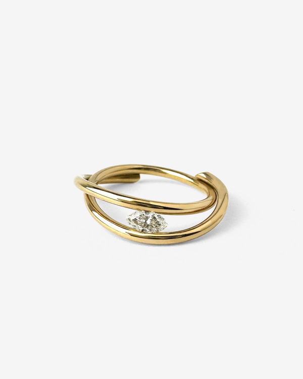 Anillo Juana de oro amarillo 18K y diamante talla marquise