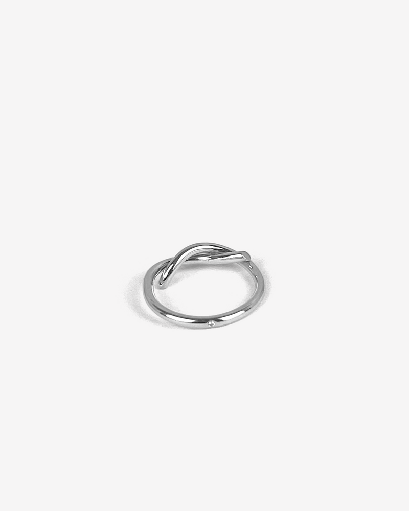 Juana white gold and diamond ring