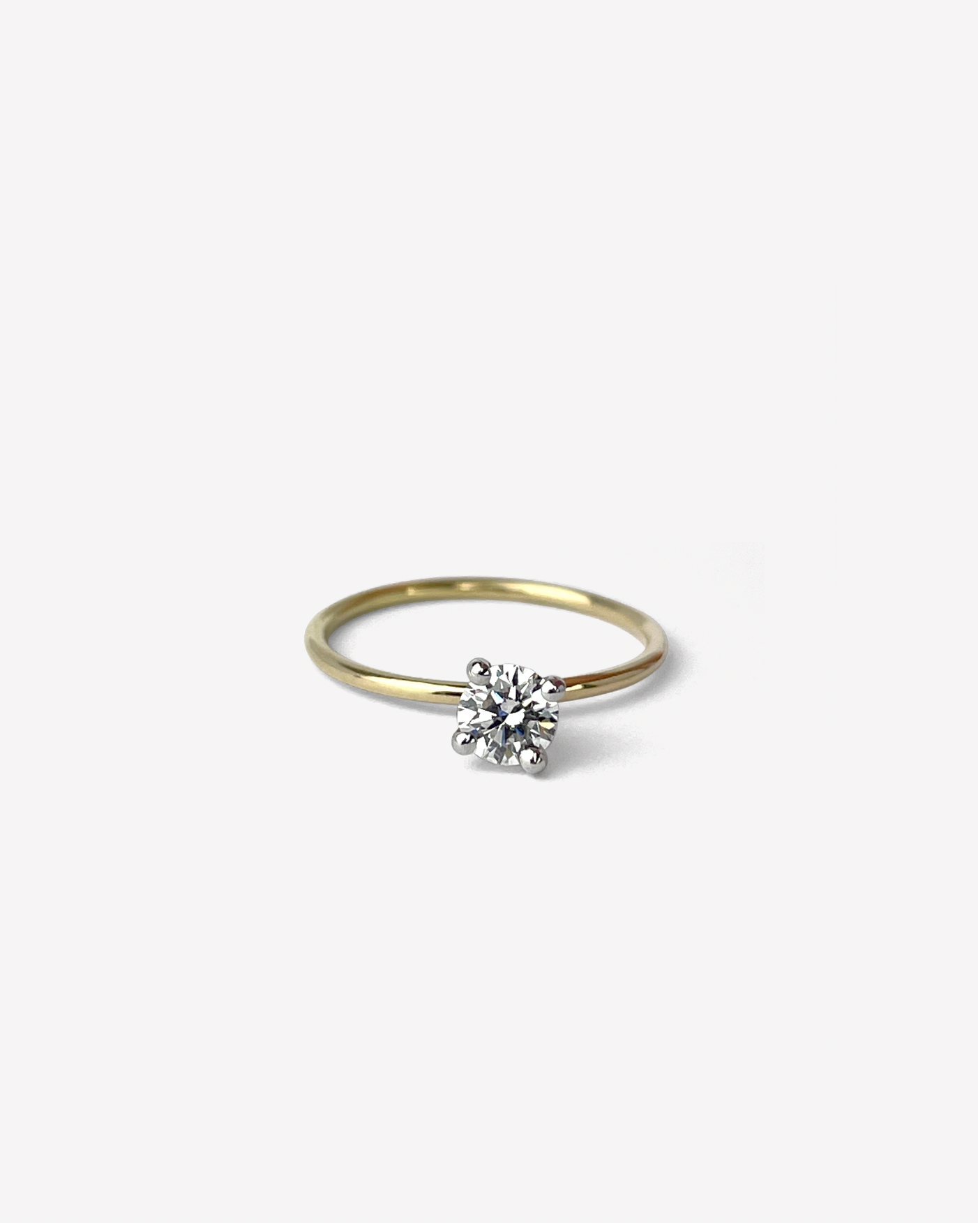 Ama ring in 18K gold and diamond – Sara Tejerina